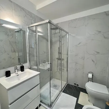 Apartman Charlotte Near Piazza Unita